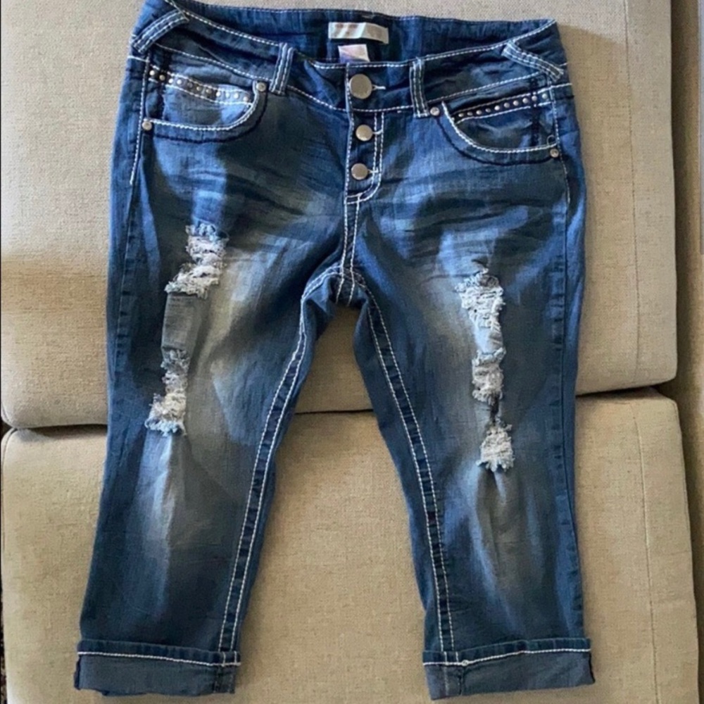 Woman’s Capri jeans